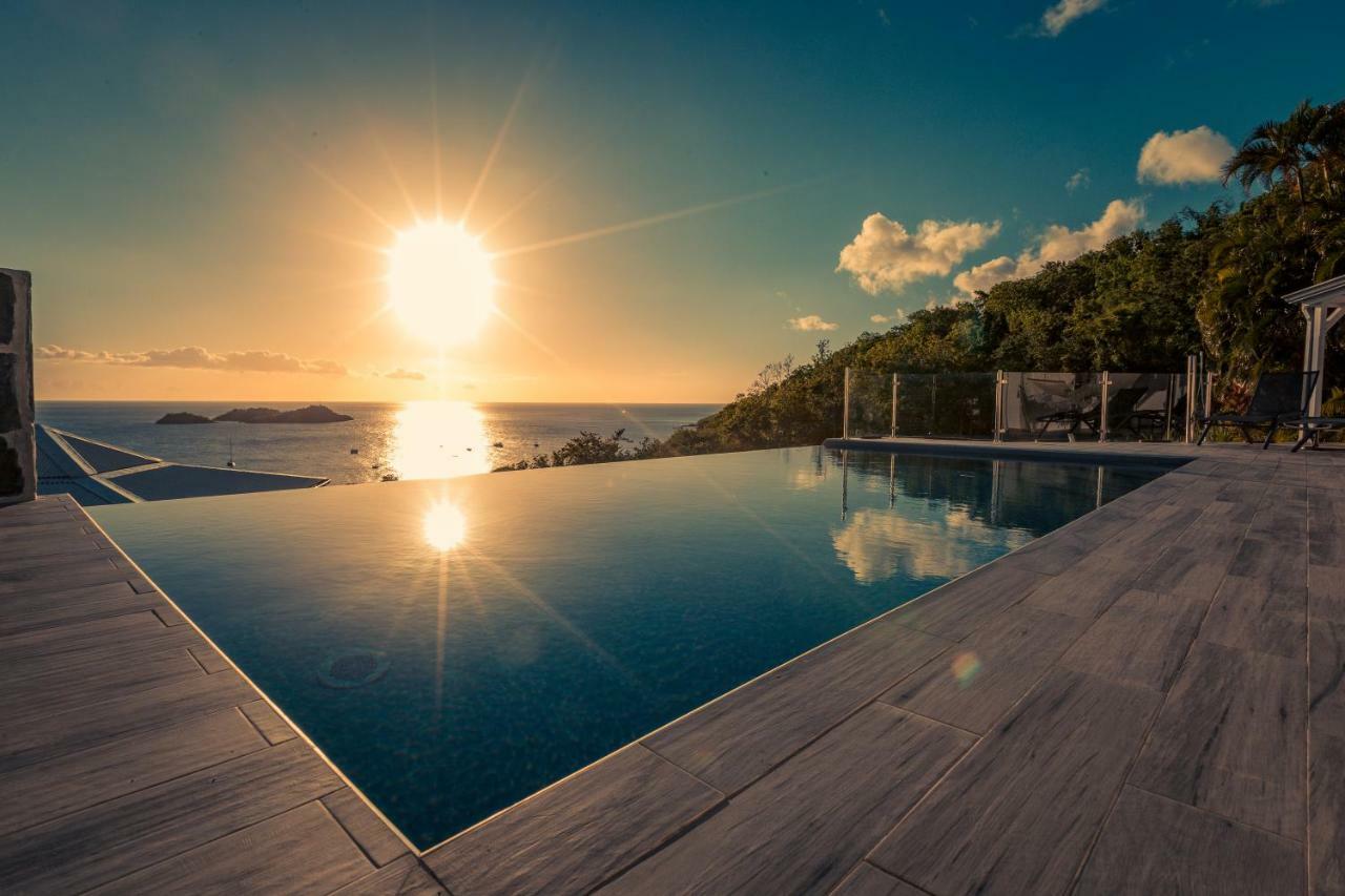 Sunset Palm - Villa Creole Avec Piscine Face Au Coucher De Soleil Et A La Reserve Cousteau Bouillante Exterior foto